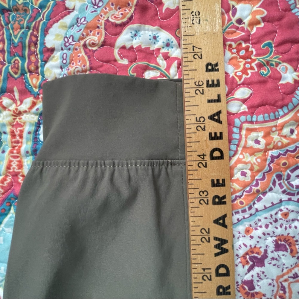 Eddie Bauer Khaki Green Jogger Pants - Picture 2 of 6